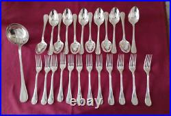1 ménagère 25 couverts en métal argenté ercuis modèle Dampierre 1 ménagère 25 couverts en métal argenté ercuis modèle Dampierre