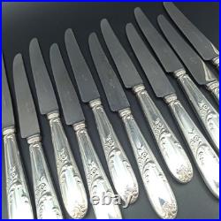 12 COUTEAUX DE TABLE EN MÉTAL ARGENTÉ ORBRILLE Modèle LOUIS XV dinner knives 12 COUTEAUX DE TABLE EN MÉTAL ARGENTÉ ORBRILLE Modèle LOUIS XV dinner knives