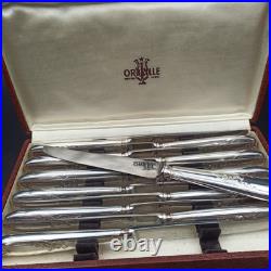 12 COUTEAUX DE TABLE EN MÉTAL ARGENTÉ ORBRILLE Modèle LOUIS XV dinner knives 12 COUTEAUX DE TABLE EN MÉTAL ARGENTÉ ORBRILLE Modèle LOUIS XV dinner knives