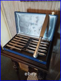 12 Couteaux de Table Modèle Boréal Art Déco en Métal Argenté