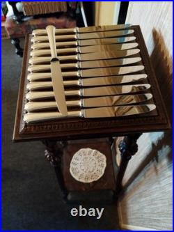 12 Couteaux de Table Modèle Boréal Art Déco en Métal Argenté