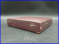 12 Cuillères à café CHRISTOFLE modèle Pompadour métal argenté + pince à sucre