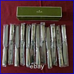12 couteaux de table en métal argenté christofle modèle Versailles sous blister
