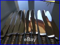 12 couteaux de table et 11 couteaux à dessert cristofle modèle Malmaison métal a