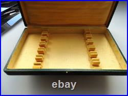 12 couteaux en métal argenté RENEKA modele ART DECO 12 pers 25 cm LOT 1