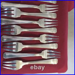12 couteaux et 12 fourchettes a poisson en métal argenté frionnet modèle filet