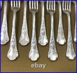 12 couverts à entremet CHRISTOFLE modèle GRAPPE DE RAISIN métal argenté 18,5 cm