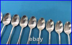 12 cuillères à moka CHRISTOFLE modèle PERLES métal argenté 10cm ménagère table