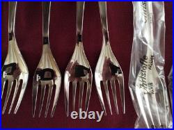 12 fourchettes a entremet en métal argenté modèle orly