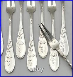 12 fourchettes à escargot modèle GINKGO par VICTOR SAGLIER métal argenté 14,8 cm
