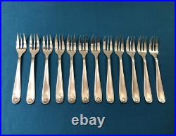 12 fourchettes à gâteau CHRISTOFLE modèle COQUILLE MAROT métal argenté 15,8 cm