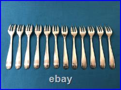 12 fourchettes à gâteau CHRISTOFLE modèle COQUILLE MAROT métal argenté 15,8 cm