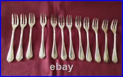 12 fourchettes a gâteaux en métal argenté christofle modèle spatours