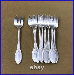 12 fourchettes à huîtres BOULENGER modèle FILETS ET RUBANS métal argenté Couvert