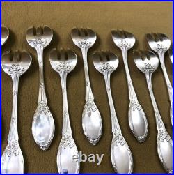 12 fourchettes à huîtres BOULENGER modèle FILETS ET RUBANS métal argenté Couvert
