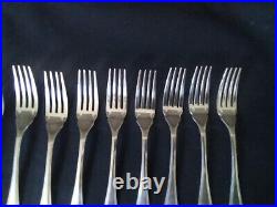 12 fourchettes à poisson métal argenté Christofle modèle américa