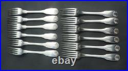 12 fourchettes en métal argenté christofle modèle coquille vendôme 20,5 cm