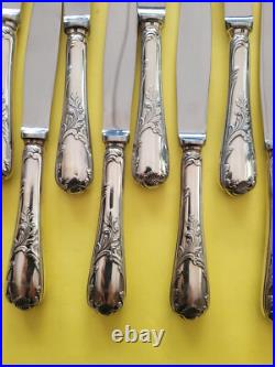 12 grands couteaux CHRISTOFLE modèle MARLY métal argenté couvert 24,5 cm 12 grands couteaux CHRISTOFLE modèle MARLY métal argenté couvert 24,5 cm