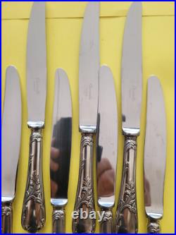 12 grands couteaux CHRISTOFLE modèle MARLY métal argenté couvert 24,5 cm 12 grands couteaux CHRISTOFLE modèle MARLY métal argenté couvert 24,5 cm