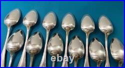 12 grands couverts CHRISTOFLE modèle RUBANS CROISÉS métal argenté 21,5 cm
