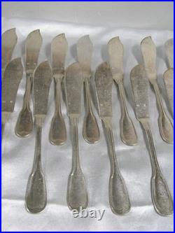 18 Couteaux A Poisson Ancien Métal Argente Modèle Vieux Paris Uni Plat
