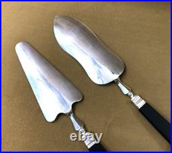 2 pelle à tarte et gâteaux en métal argenté Modèle ROCAILLE MARLY manche ébène