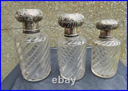 3 Flacons Cristal Baccarat Modele Cotes Torses Bouchons Metal Argenté 1900