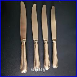 4 Couteaux de Table Christofle Modèle RUBANS Métal Argenté 24,5cm TBE 4 Couteaux de Table Christofle Modèle RUBANS Métal Argenté 24,5cm TBE