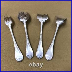 4 couverts de service CHRISTOFLE modèle RUBANS CLOCHETTES métal argenté Pelle