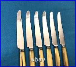 6 + 6 couteaux manches corne Bagues métal argenté Lames inox Modèle COQUILLE