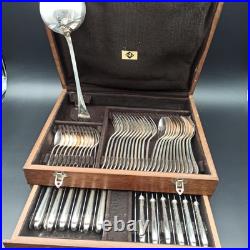 ALFENIDE- MÉNAGÈRE EN MÉTAL ARGENTÉ Modèle POMPADOUR Christofle 61 Pièces ALFENIDE- MÉNAGÈRE EN MÉTAL ARGENTÉ Modèle POMPADOUR Christofle 61 Pièces