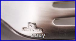 Alfénide/Christofle modèle Paris, 8 couverts de table métal argenté, 16 pièces Alfénide/Christofle modèle Paris, 8 couverts de table métal argenté, 16 pièces