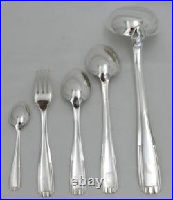 Alfénide, Christofle modèle Paris, ménagère 38 pièces, Art Déco, métal argenté Alfénide, Christofle modèle Paris, ménagère 38 pièces, Art Déco, métal argenté