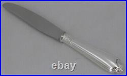 Alfénide/Christofle modèle Pompadour, 12 couteaux de table en métal argenté