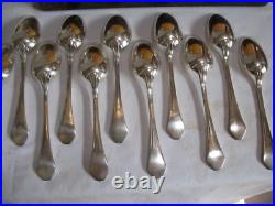 Ancienne ménagère ERCUIS métal argenté 37 pièces modèle art déco dans son écrin Ancienne ménagère ERCUIS métal argenté 37 pièces modèle art déco dans son écrin