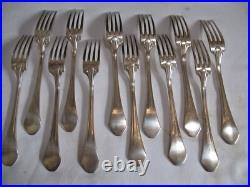 Ancienne ménagère ERCUIS métal argenté 37 pièces modèle art déco dans son écrin Ancienne ménagère ERCUIS métal argenté 37 pièces modèle art déco dans son écrin