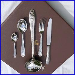 Belle ménagère Christofle en métal argenté, modèle Villeroy 49 pièces