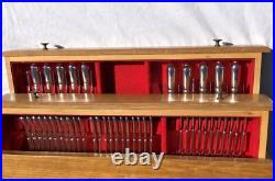 Belle ménagère Ercuis en métal argenté, modèle Contours Victoria 61 pièces