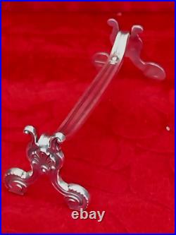 CHRISTOFLE 12 PORTE-COUTEAUX en Métal Argenté Modèle VENDOME Décor à Palmettes CHRISTOFLE 12 PORTE-COUTEAUX en Métal Argenté Modèle VENDOME Décor à Palmettes