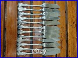 CHRISTOFLE 12 couteaux a poisson en métal argenté modèle PRINTANIA