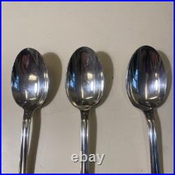 CHRISTOFLE 12 cuillères à soupe en métal argenté modèle coquille Vendôme