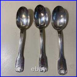 CHRISTOFLE 12 cuillères à soupe en métal argenté modèle coquille Vendôme
