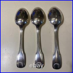 CHRISTOFLE 12 cuillères à soupe en métal argenté modèle coquille Vendôme