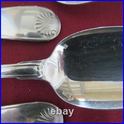 CHRISTOFLE 12 cuillères à soupe en métal argenté modèle coquille Vendôme 5