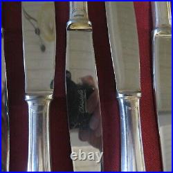 CHRISTOFLE 6 couteaux de table en métal argenté modèle coquille Berain