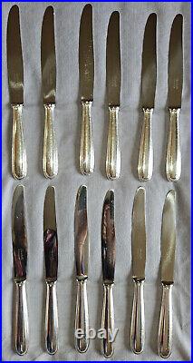 CHRISTOFLE Coffret 12 Couteaux de table métal argenté lames inox Modèle Perles