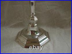 CHRISTOFLE, MODELE AMERICA, BOUGEOIR EN METAL ARGENTE, EPOQUE 20ème