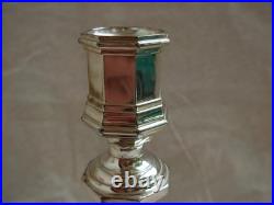 CHRISTOFLE, MODELE AMERICA, BOUGEOIR EN METAL ARGENTE, EPOQUE 20ème