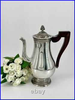 Cafetière Christofle modèle Malmaison en métal argenté