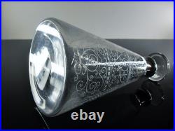 Carafe A Vin Whisky Grave Degage Acide Metal Argente Modele Lido Baccarat Signe Carafe A Vin Whisky Grave Degage Acide Metal Argente Modele Lido Baccarat Signe